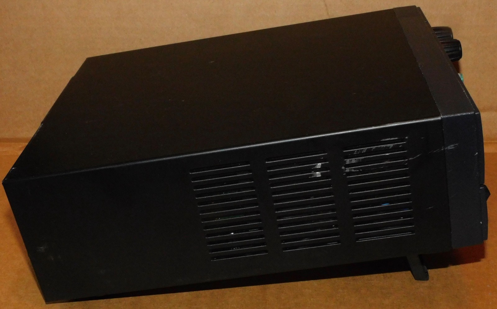 B&K 9103 42V / 20A / 320W Multi Range Range DC Power Supply