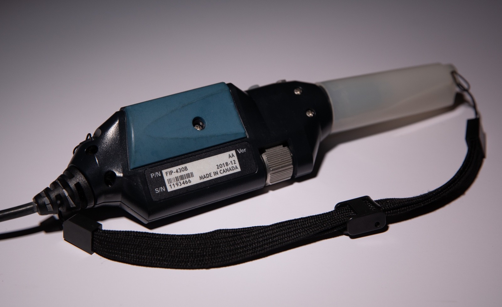 EXFO Max Tester FIP-430B Inspection Probe and MAX-FIP color touchscreen