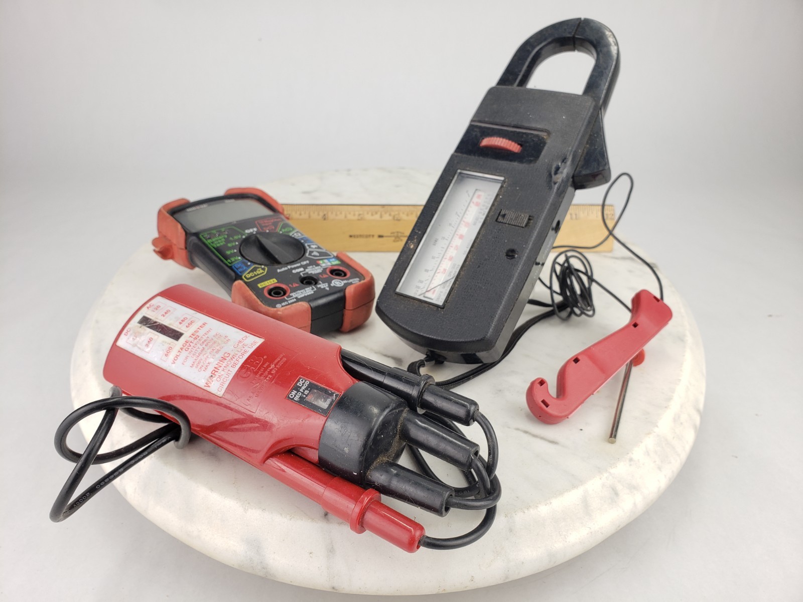 3x Digital Multimeter – Innova 3320 GVT-92 Snap-8 SPR-300 Auto-Range Test Leads