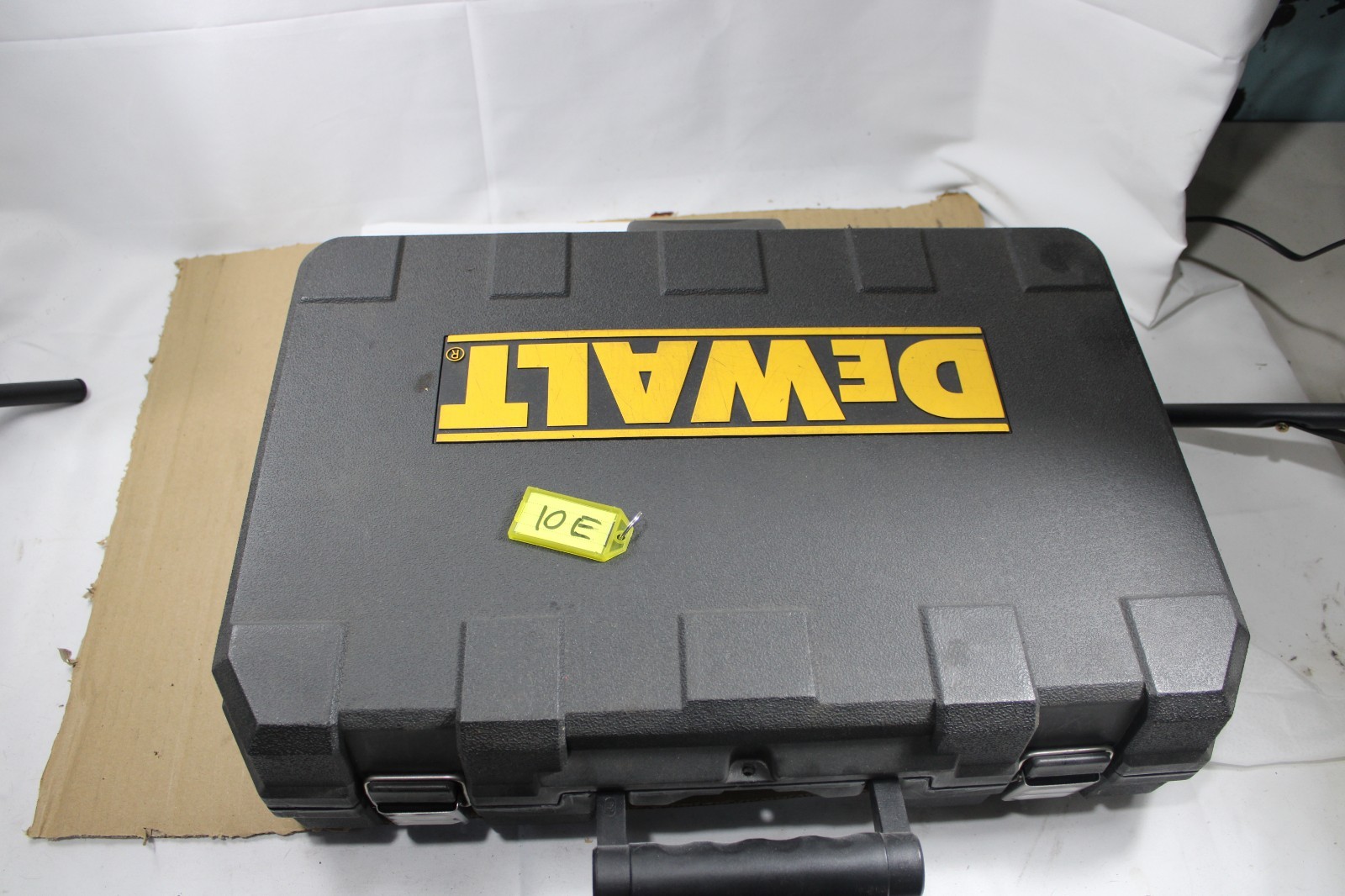 DeWalt 12v Max Cordless Inspection Camera DCT411 with case Parts Or Repair 10E