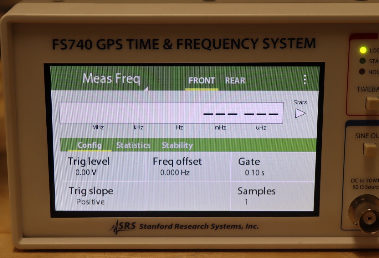 Stanford Research FS740 GPS Disciplined Rubidium Frequency Standard w/15x Output