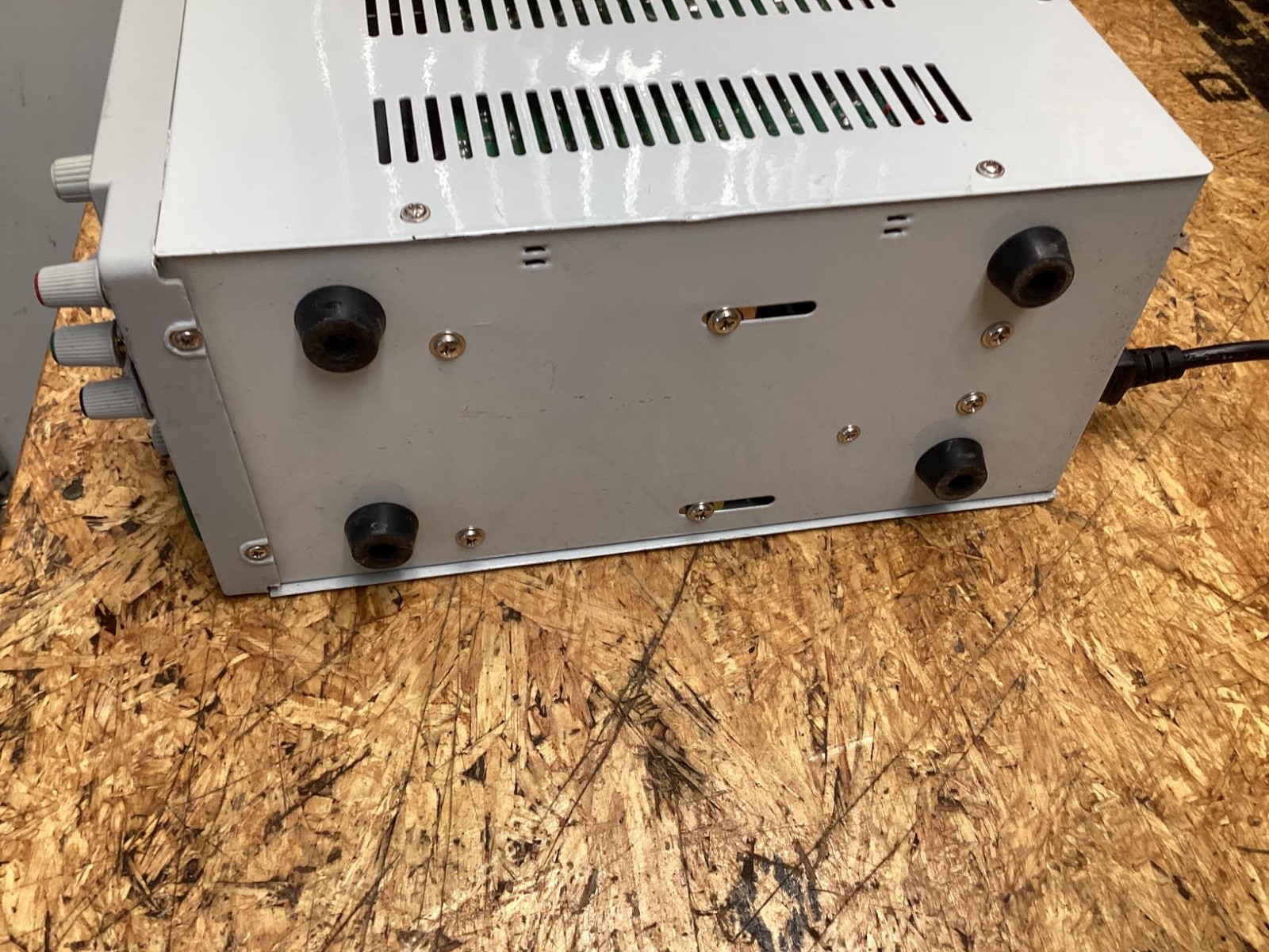 MasTech Model: GPS-1850D DC Power Supply. 0 – 18V 0 – 5A, Excellent Condition