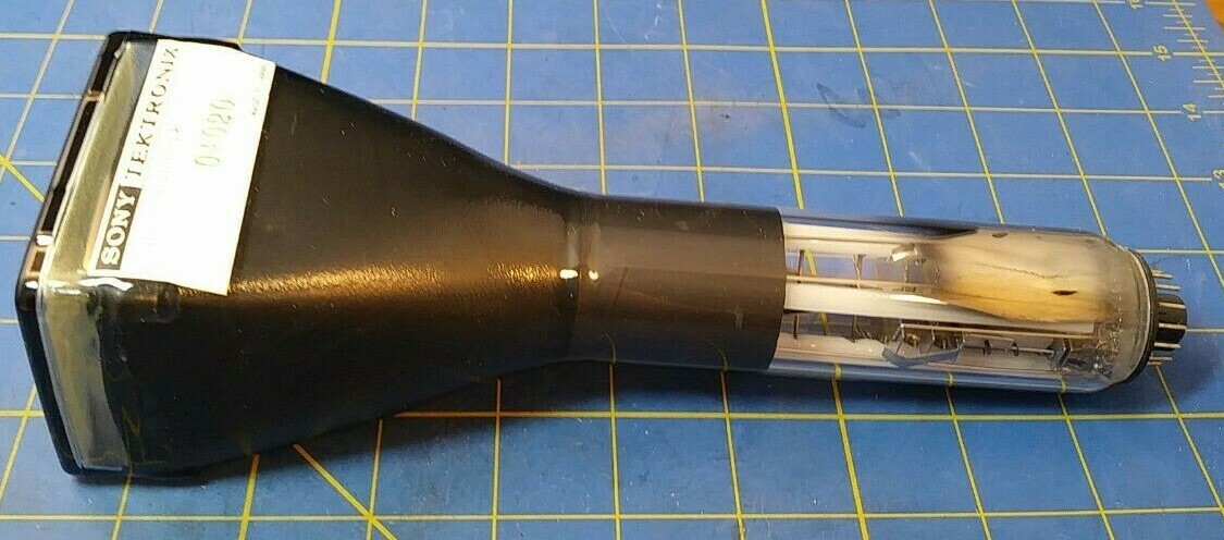 SONY/TEKTRONIX 0A020 rectangular CRT o’scope tube
