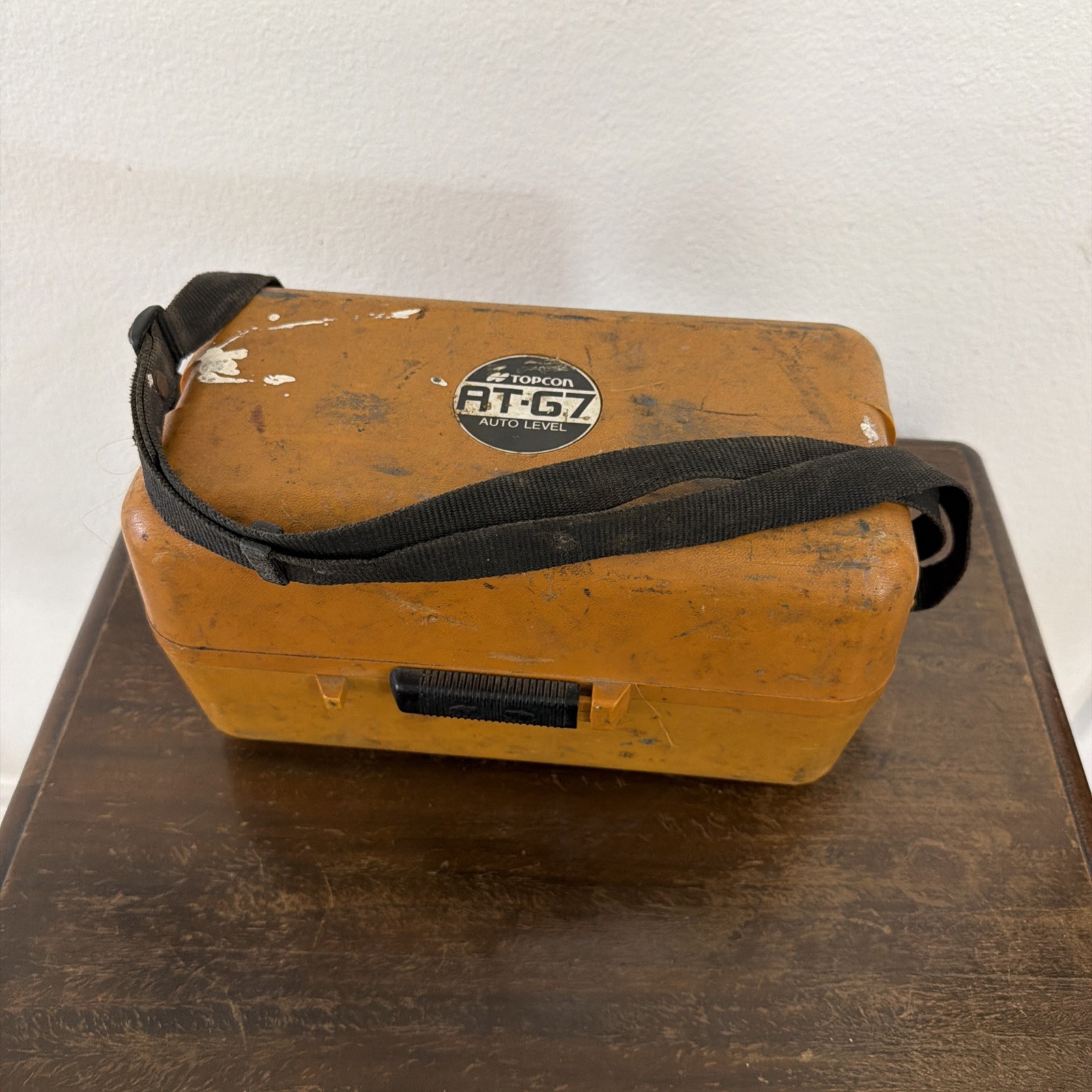 Topcon Auto-Level AT-G7 Surveyor’s Instrument /hard Case. Clear lens Untested