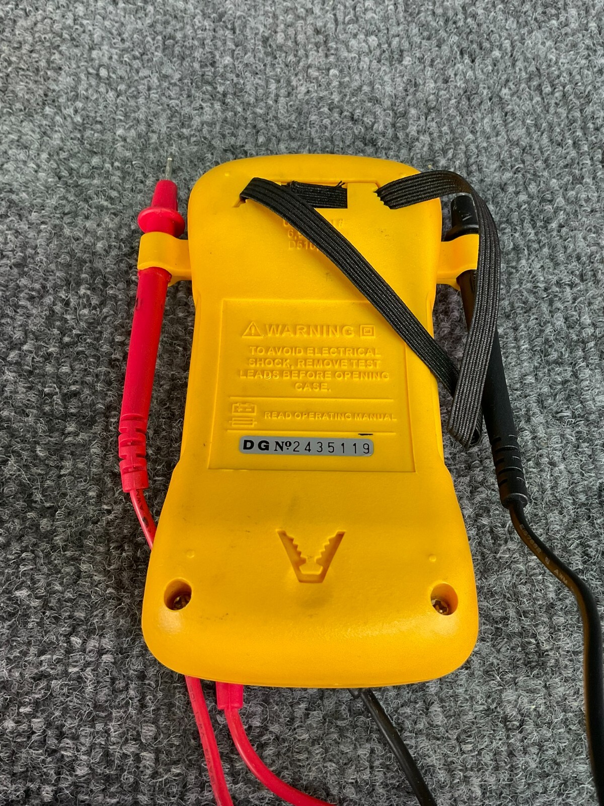 INNOVA 3300 Digital Multimeter Tester Continuity Voltage DMM 27002