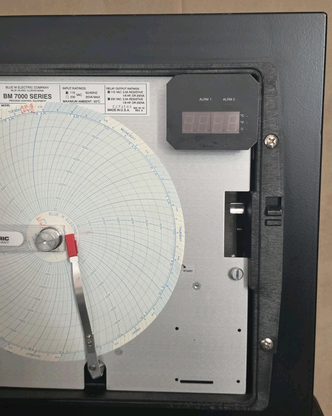 Blue M Electric BM 7000 Series Circular Chart Recorder BM710000000001