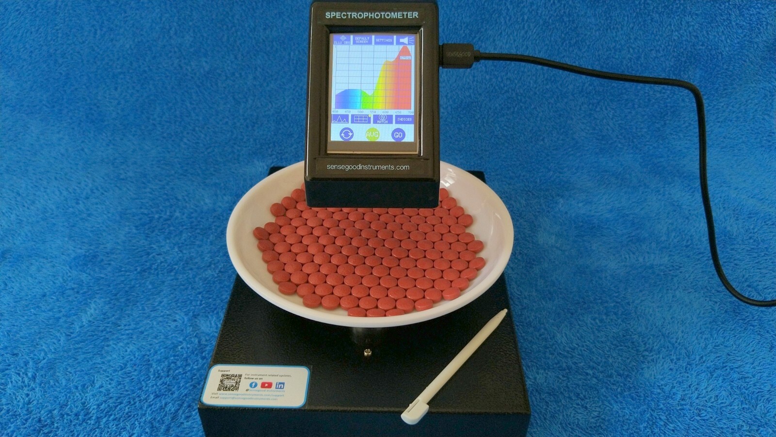 NEW ARRIVAL Handheld Digital Colorimeter Reflectance Long Life LED Illumination