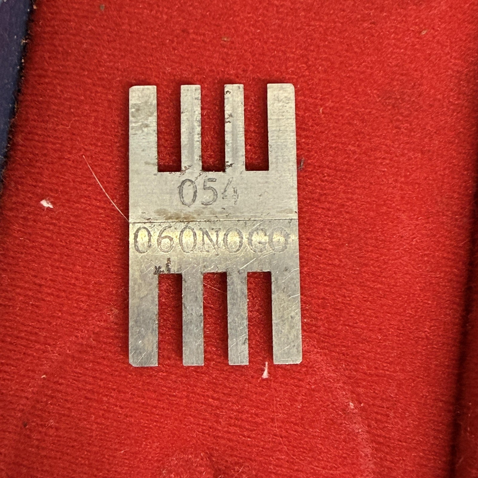 Vintage Stromberg Carlson 0-100 Gram Force Gauge Meter Tool In Case Made France