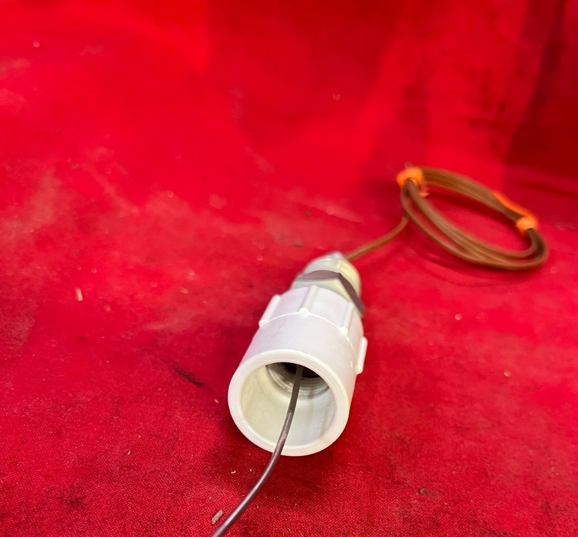 UNBRANDED THERMOCOUPLE PROBE WITH THREADED FITTING AND 36″ LEADS