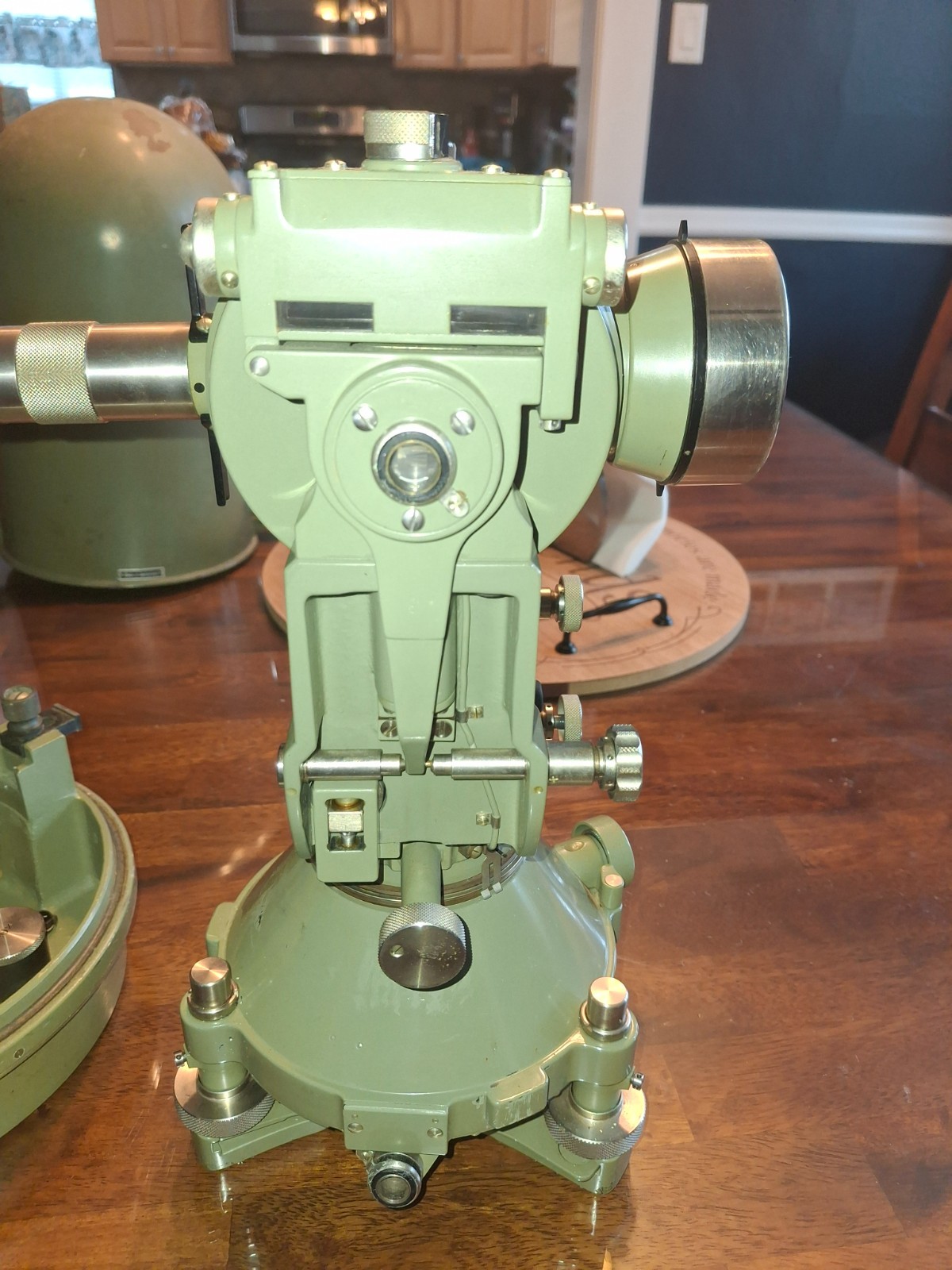 Wild T3-74251 Theodolite with Bullet Case – Untested