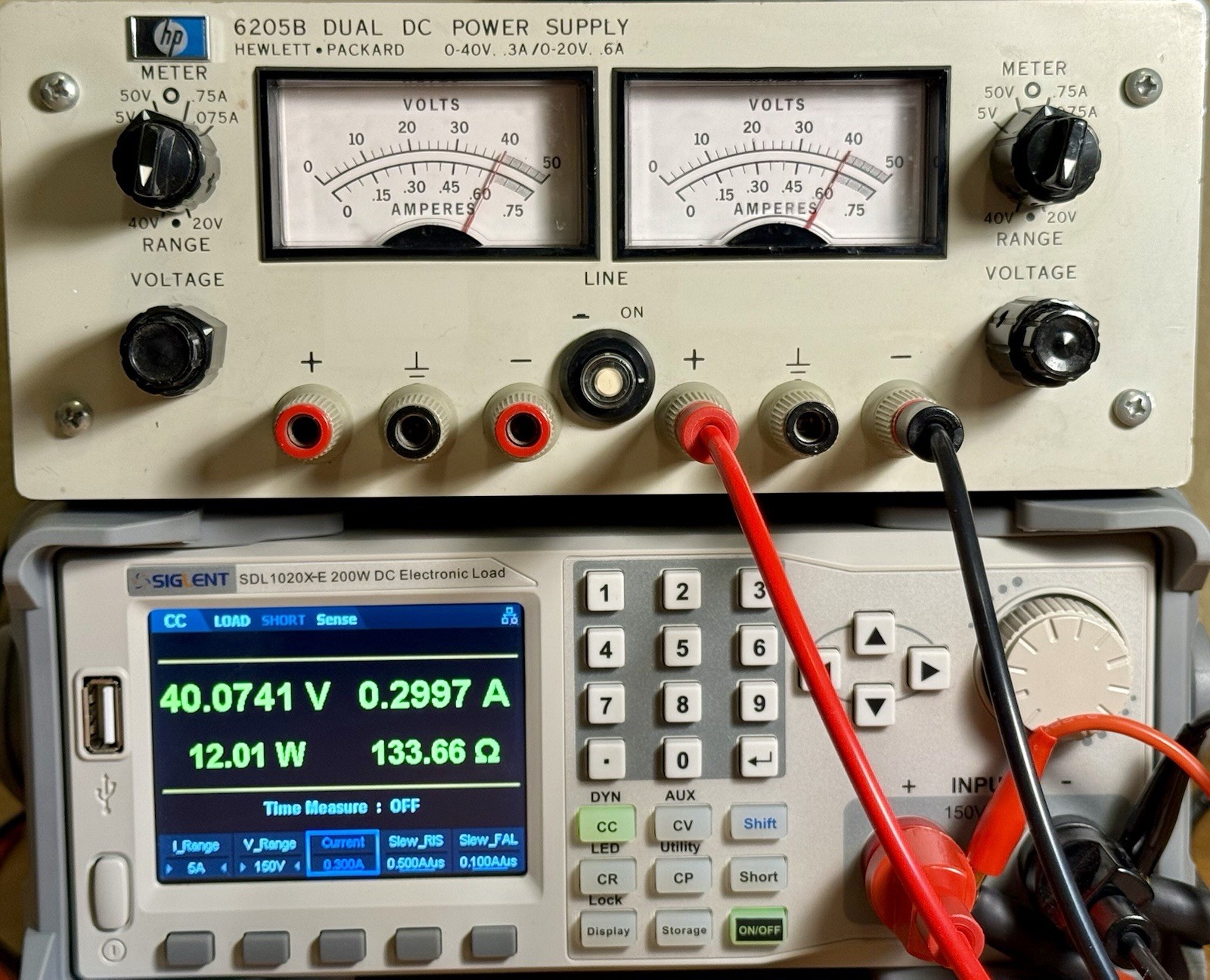 ⚡ Hewlett Packard 6205B Dual Output Linear DC Power Supply 40V .3A / 20V .6A