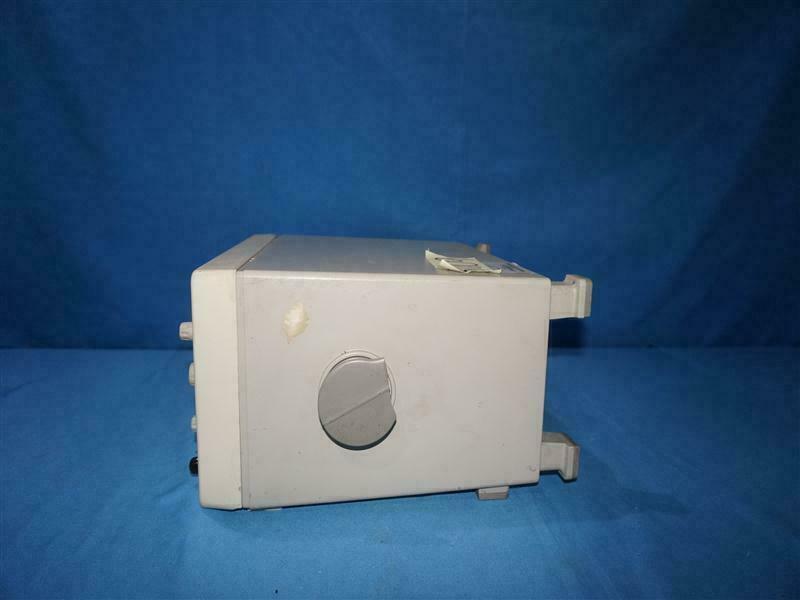 HP Agilent 54624A 4CH Oscilloscope 100MHz 200 Msa/s w/ Breakage Made in Malaysia