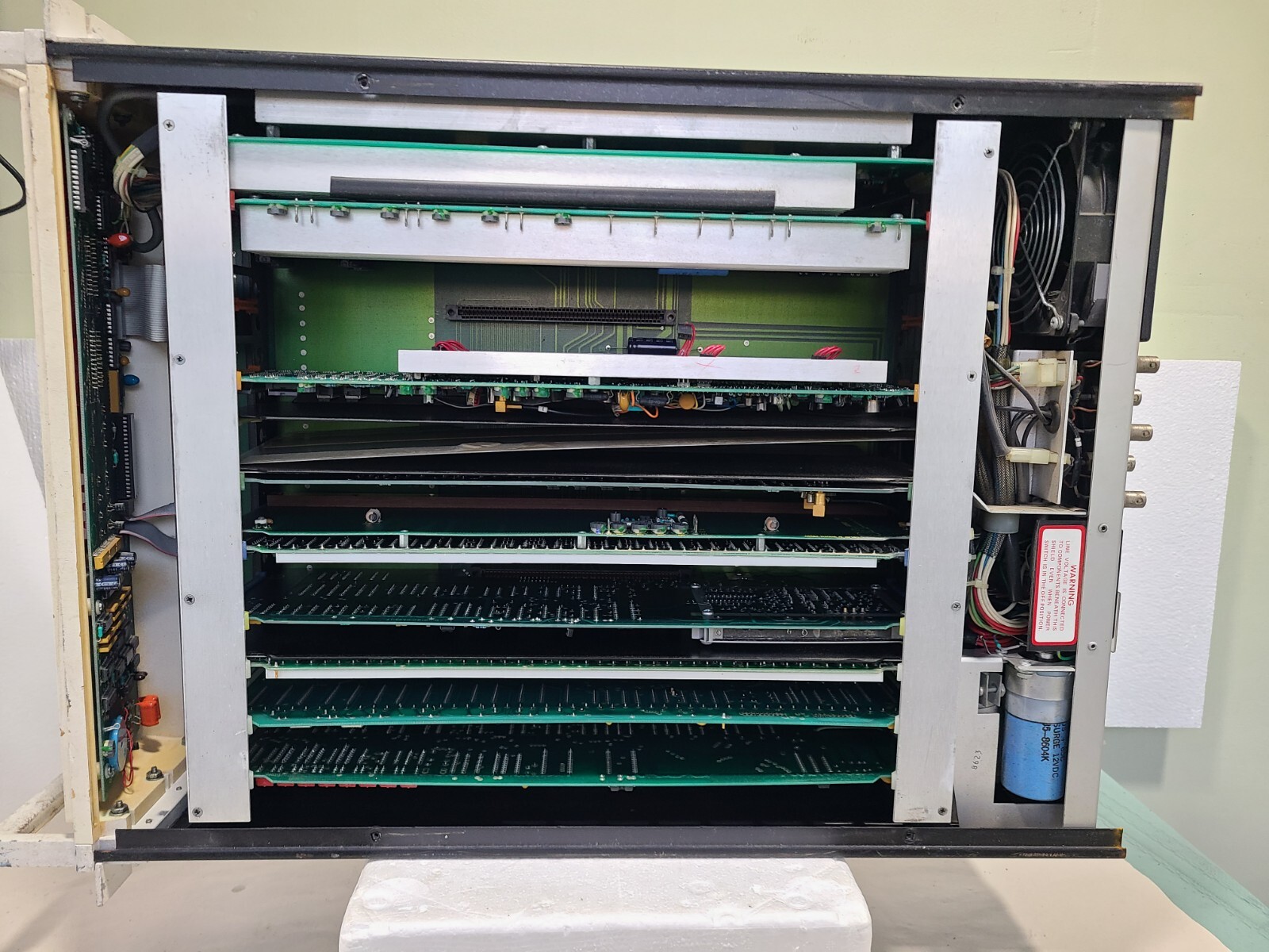 Wavetek 859 50mhz Programmable Pulse Generator, Powers Up, AS IS For Parts Or Re