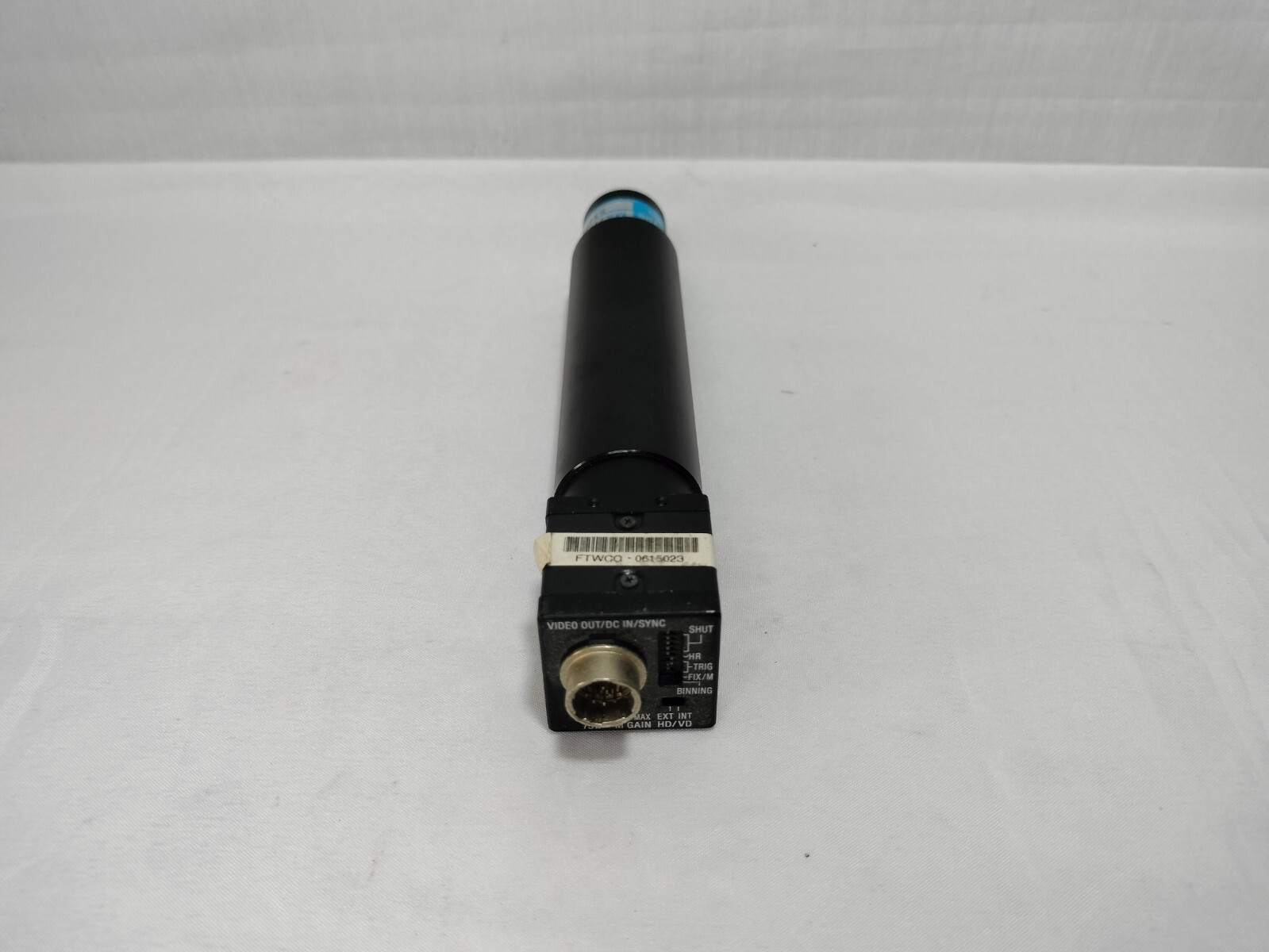 Sony XC-HR50 XCHR50 Industrial CCD Camera w/ MA715-128-011 Extended Lens