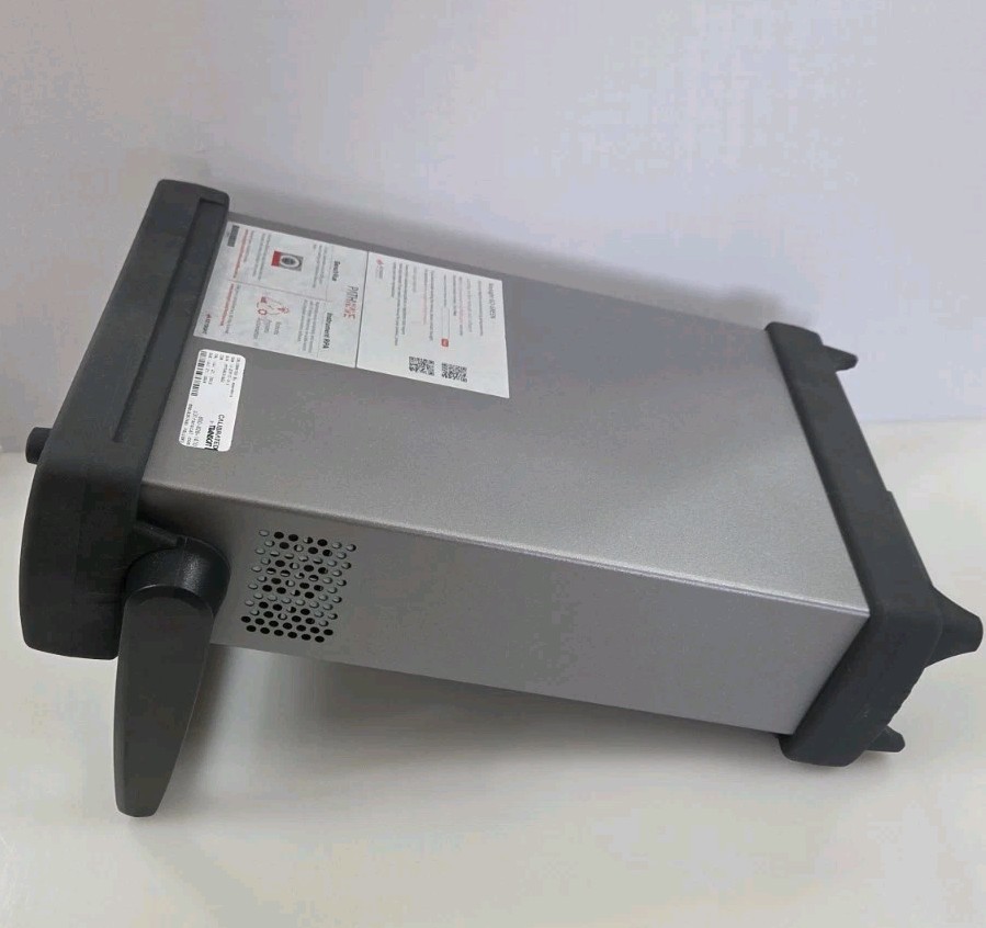 Keysight DAQ970A Data Acquisition System USB 450 Channels《Works》Priced To Sell