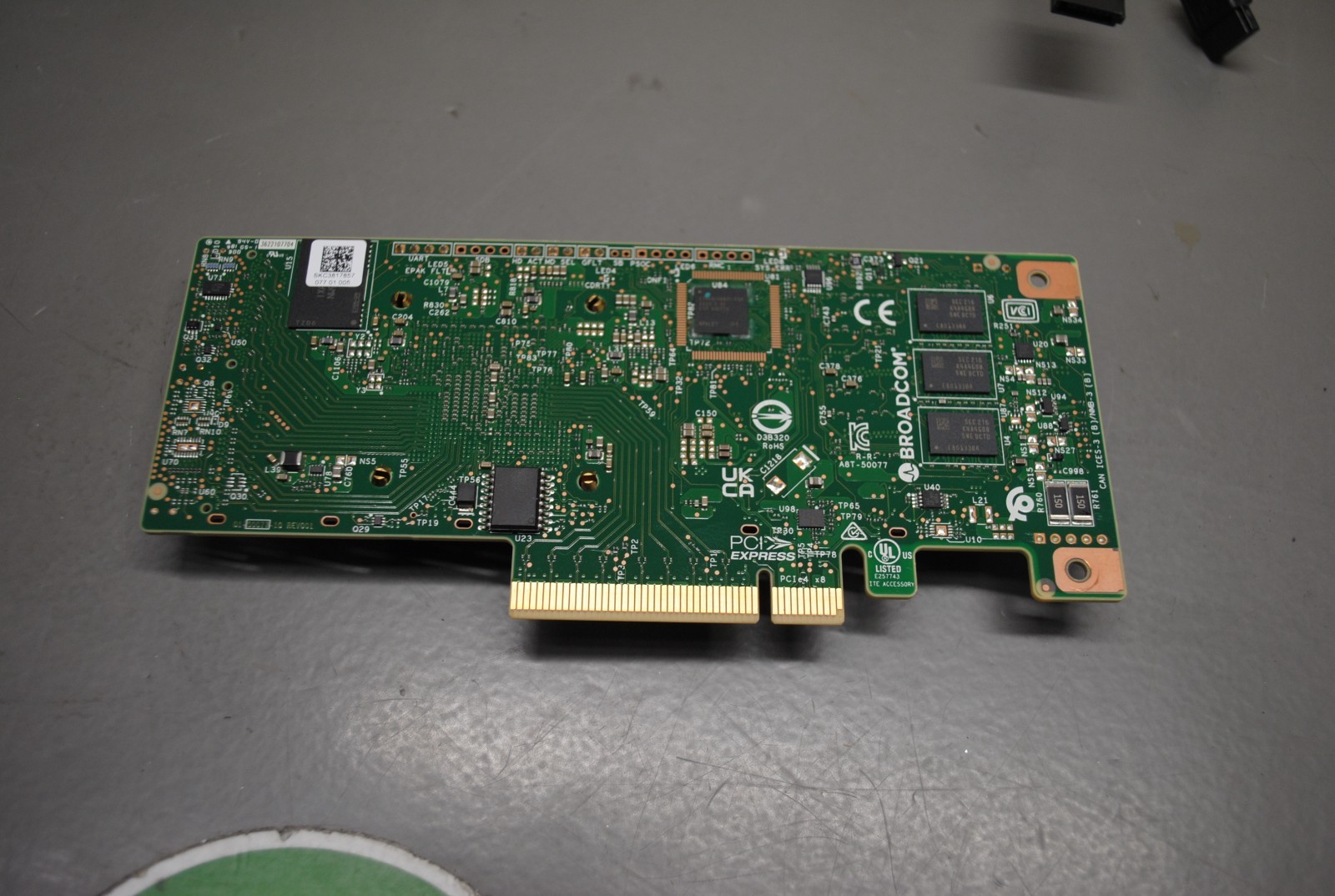 BROADCOM 05-50077-01 MegaRAID 9560-8i RAID Controller PCI-Express 4.0 FREE SHIP