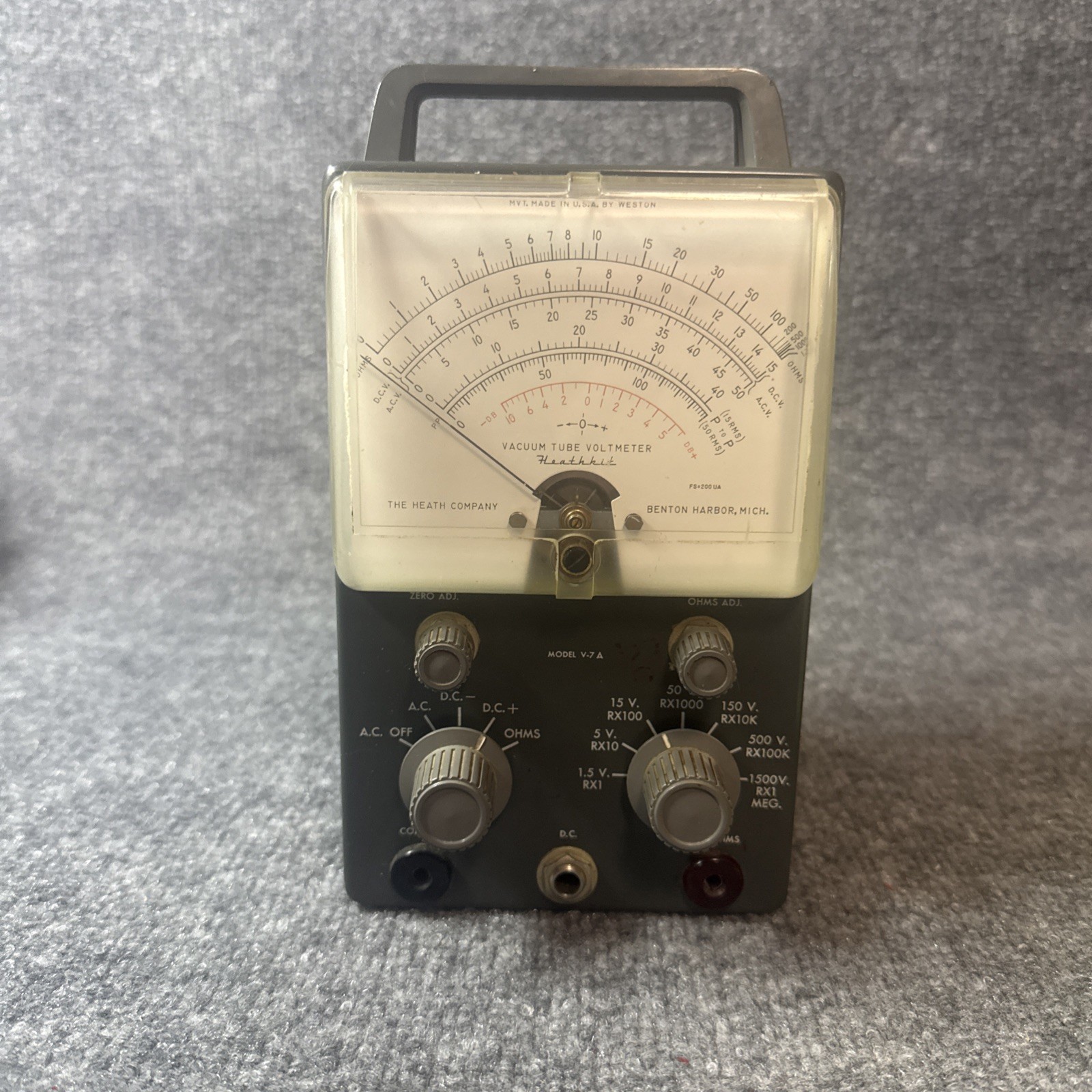 Vintage Heath IM-10 Vacuum Tube Volt Meter Needs Electric Cord￼