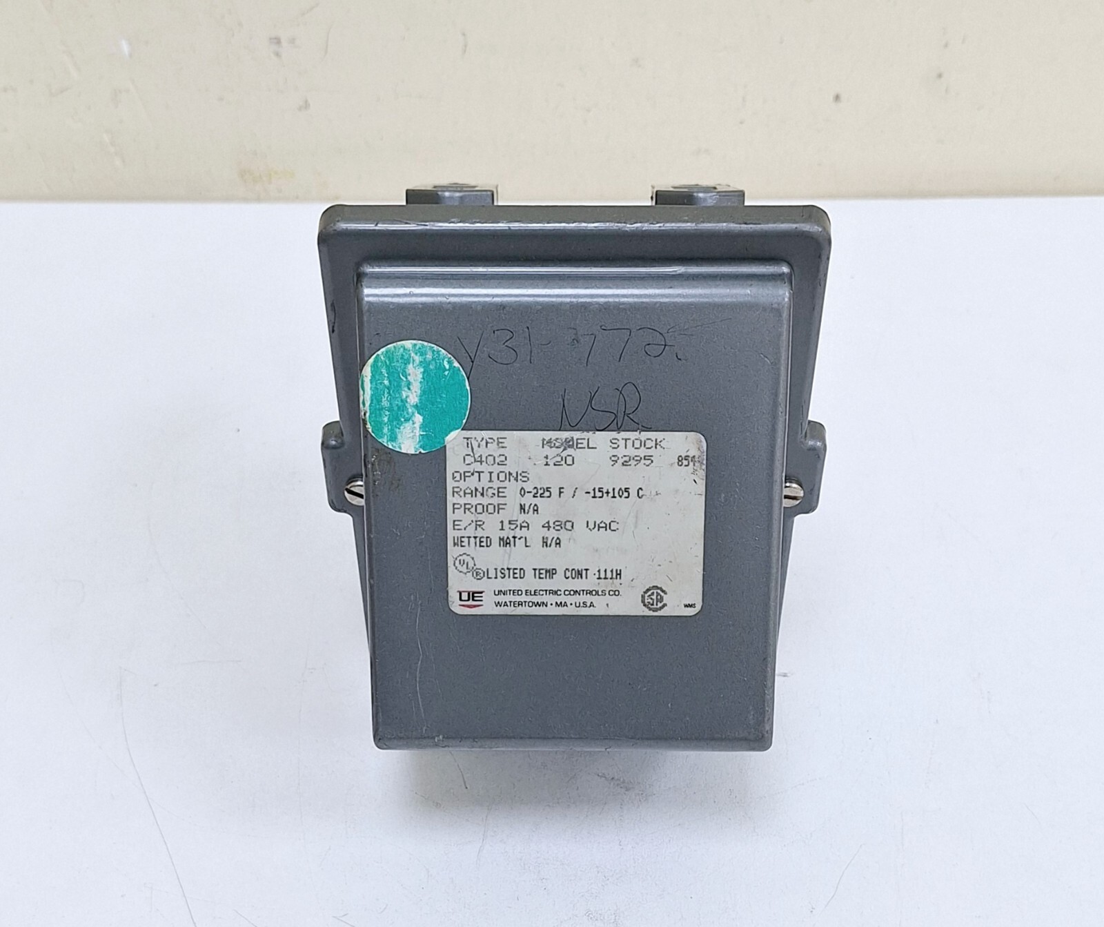 United Electric C402 / 120 Pressure Switch C402-120