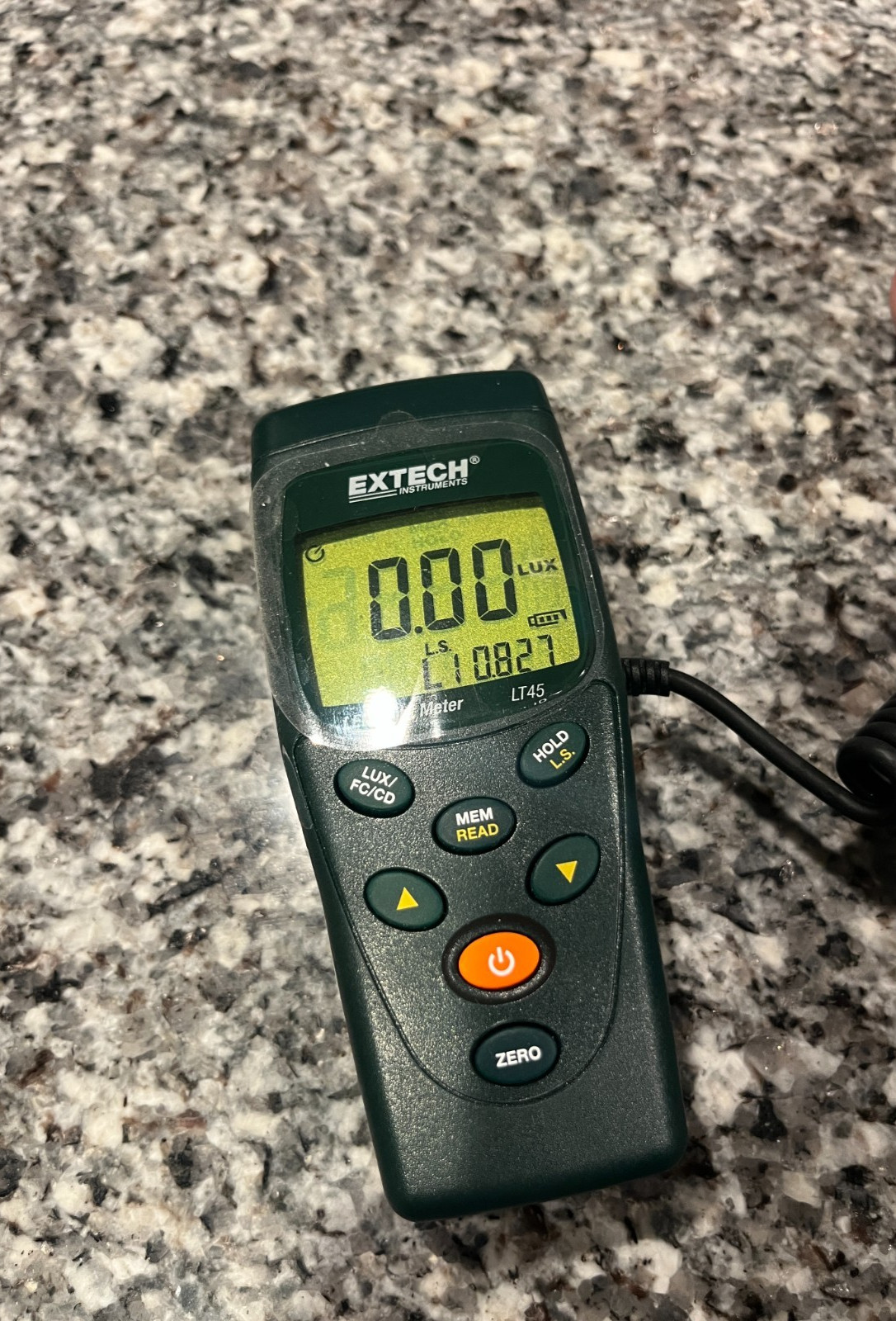 Extech LT45 LED Light Meter Lux Foot-Candle Calibrated with Case and Manual