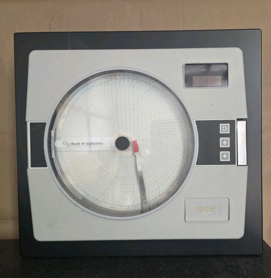 Blue M Electric BM 7000 Series Circular Chart Recorder BM710000000001