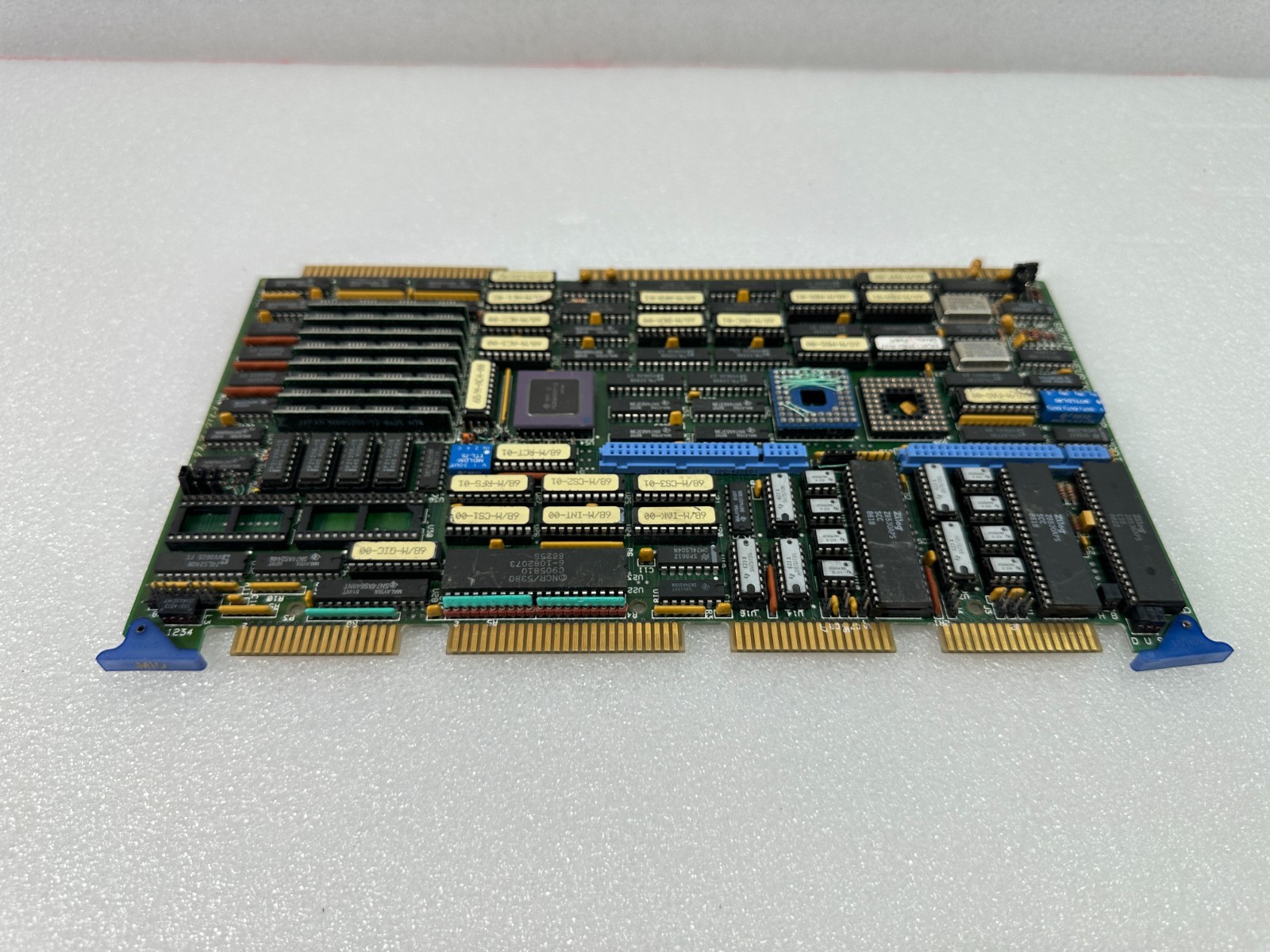PREOWNED Heurikon Corp HK68/M10 REV. VARIES 3 /2 /1 NICE DEAL FREE SHIPPING 🚚