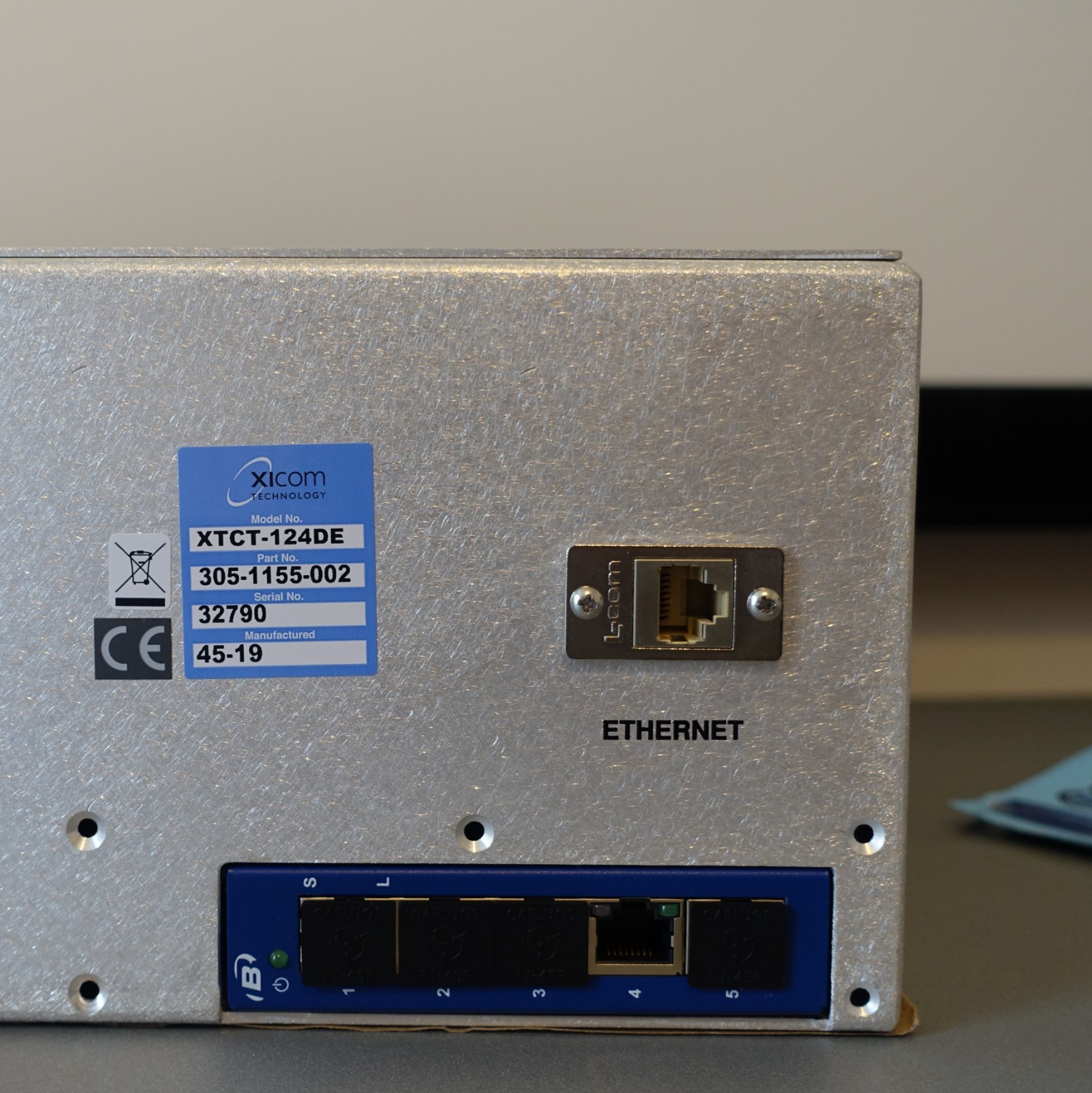 Comtech Xicom XTCT-124DE – LCD Touchscreen Controller