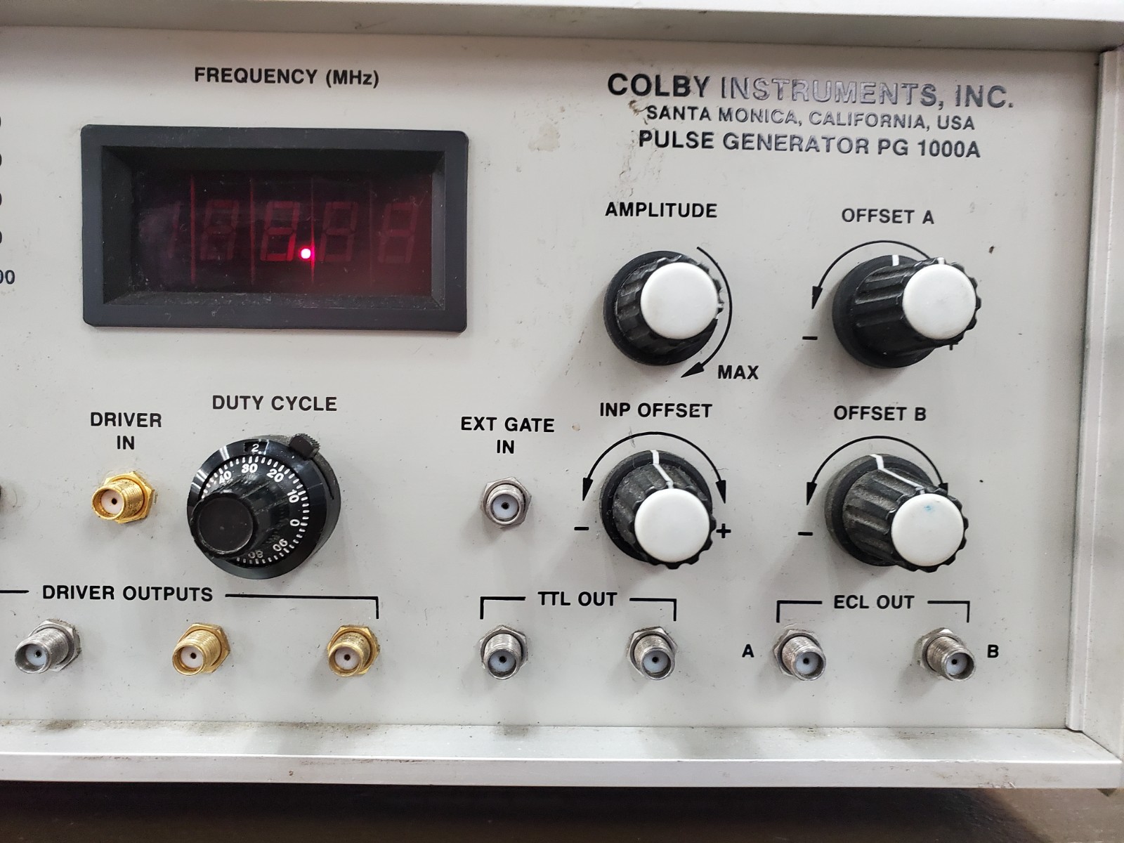 Colby Instruments Inc Pulse Generator PG 1000A