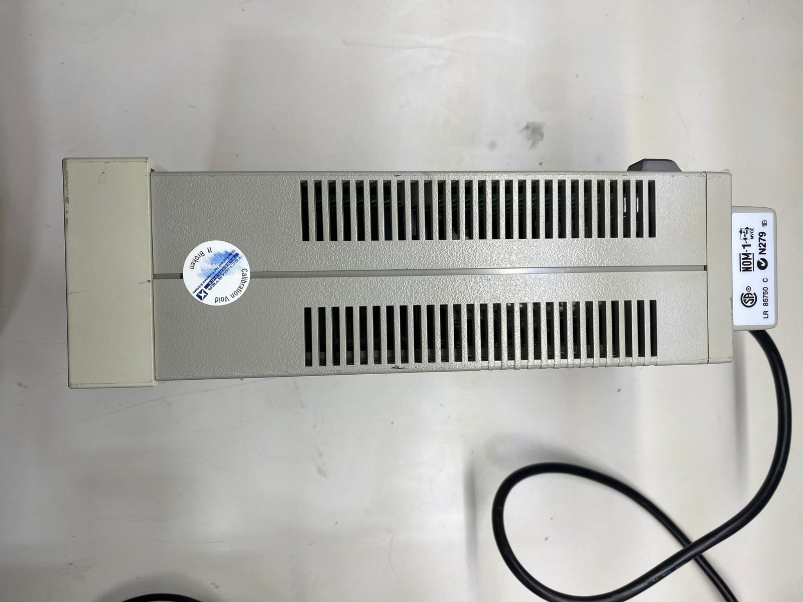 HP E3611A DC Power Supply 0-20V, 0-1.5A or 0-35V, 0-0.85A