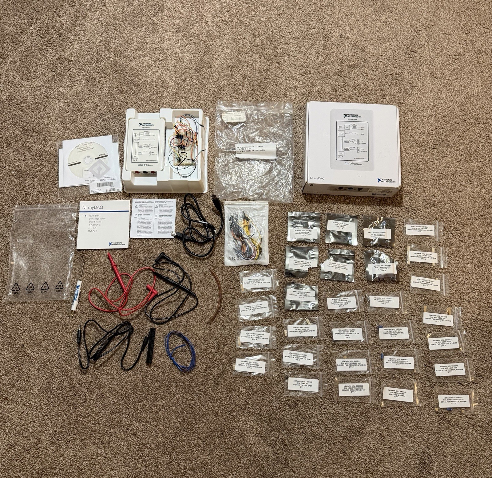 NI National Instruments USB myDAQ Kit + Probes for LabVIEW (Pre-owned)