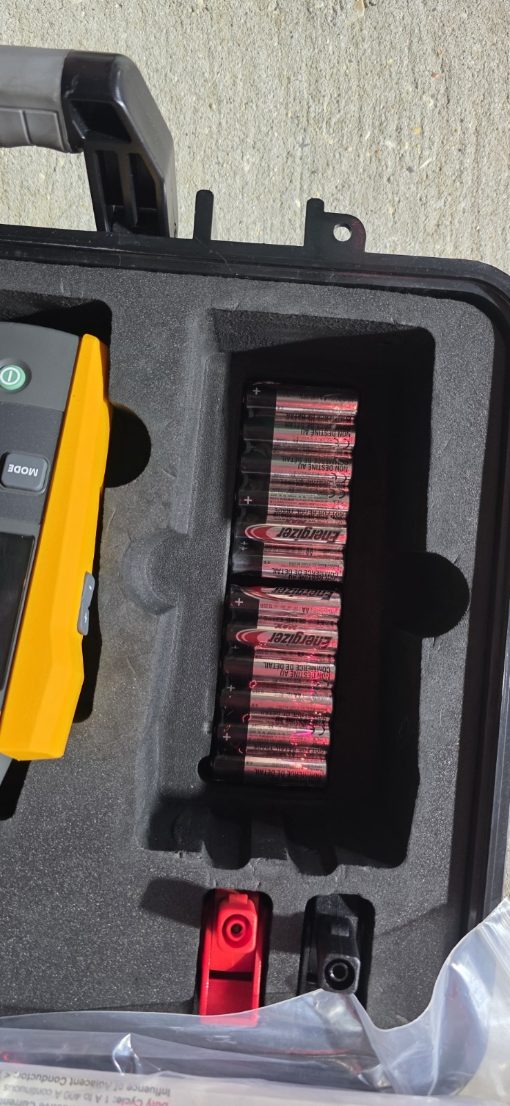 Fluke 2000T Wire Tracer Kit w/ i400 AC Current Clamp, CAT III, 1000V Case