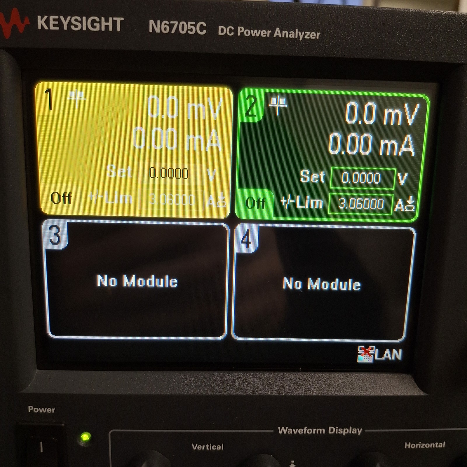 Keysight N6705C DC Power Analyzer w/ 2x SMU Modules, 120VAC, *Passes Post*