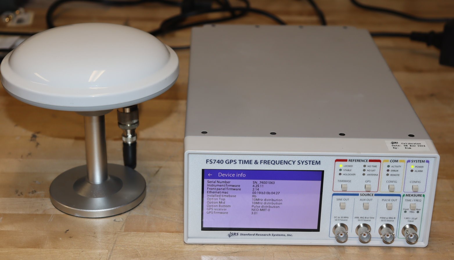 Stanford Research FS740 GPS Disciplined Rubidium Frequency Standard w/15x Output