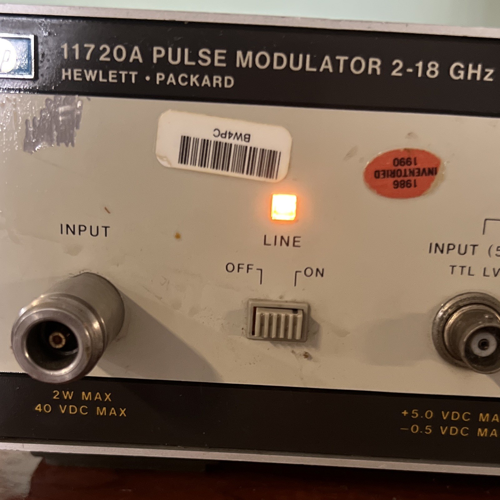 Hewlett-Packard 11720A Pulse Modulator Signal Generator Type 2-18 GHz
