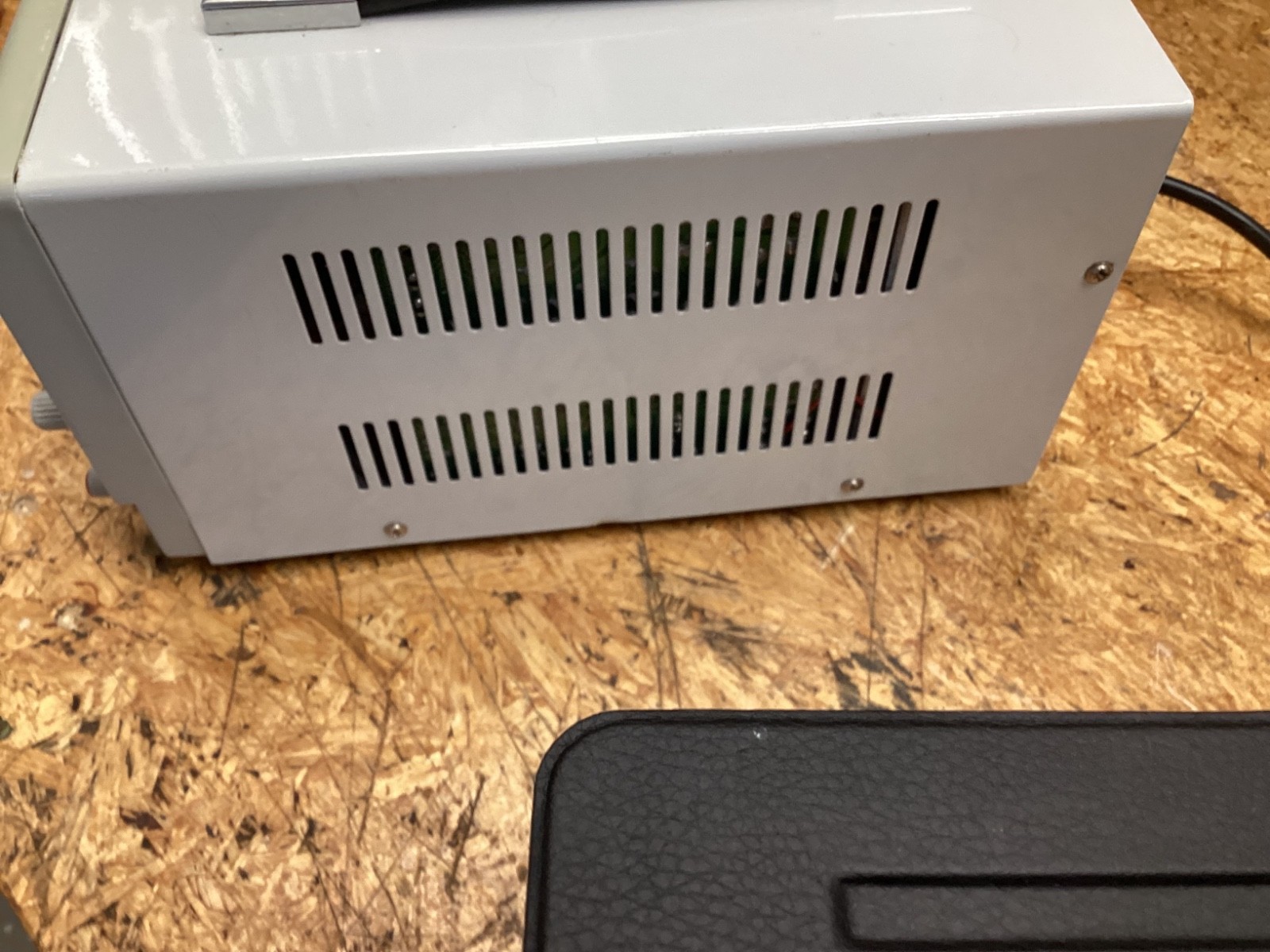 MasTech Model: GPS-1850D DC Power Supply. 0 – 18V 0 – 5A, Excellent Condition