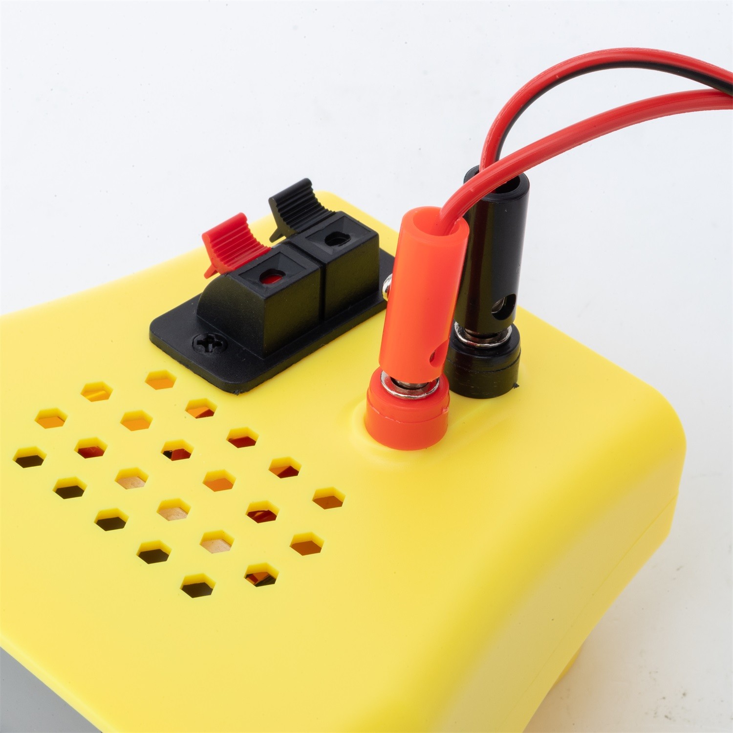 Adjustable Voltage Portable DC Power Supply For Dewalt 18V/20V Li-Ion Battery