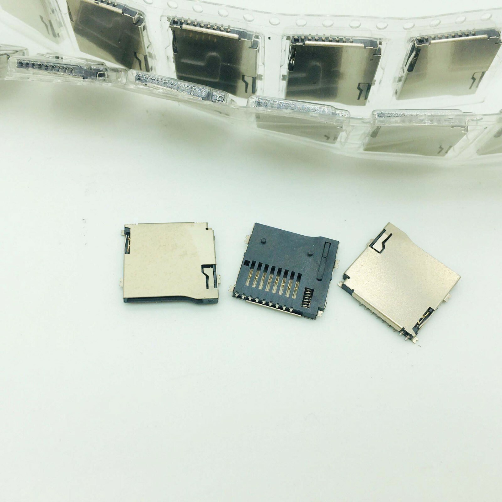200PCS Micro SD Card Socket Adapter SMD Slot Sockel Handy Push SMT pops up TF