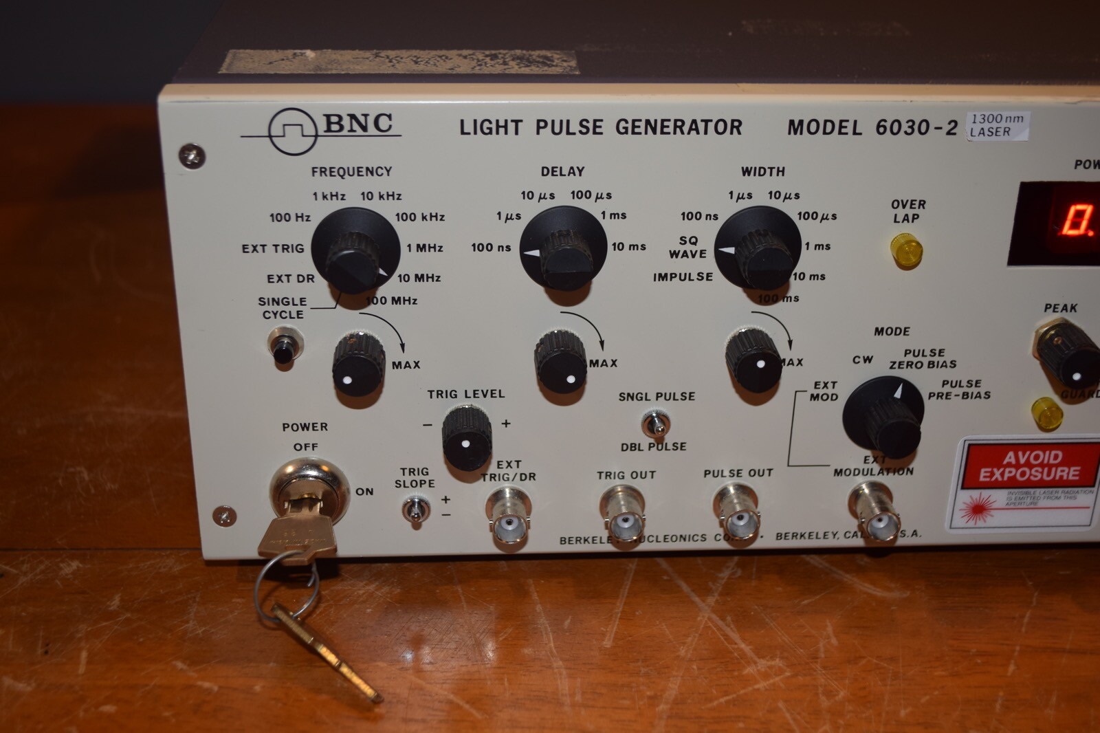 BNC Berkley Nucleonics Corp. 6030-2 6030A Light Pulse Generator