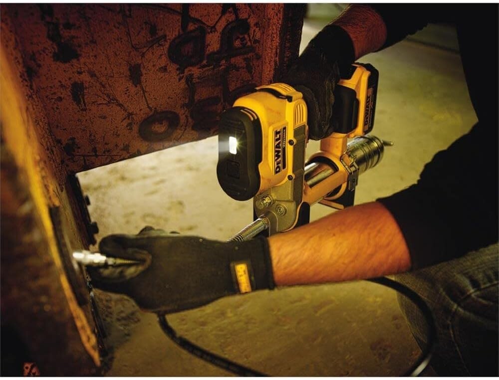 DEWALT 20V MAX Cordless Grease Gun – Tool Only DCGG571B