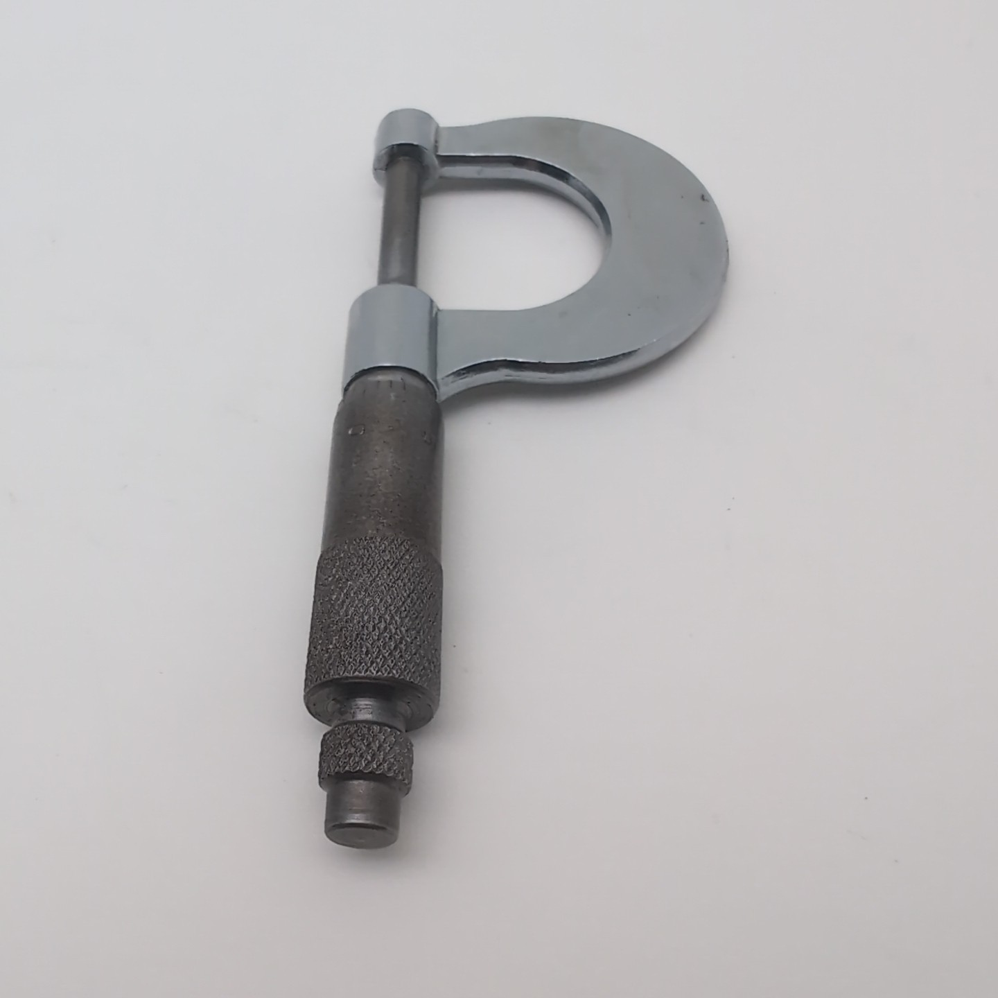 Vintage OUTSIDE MICROMETER 0-25mm Unbranded Nice 4.25″ S1