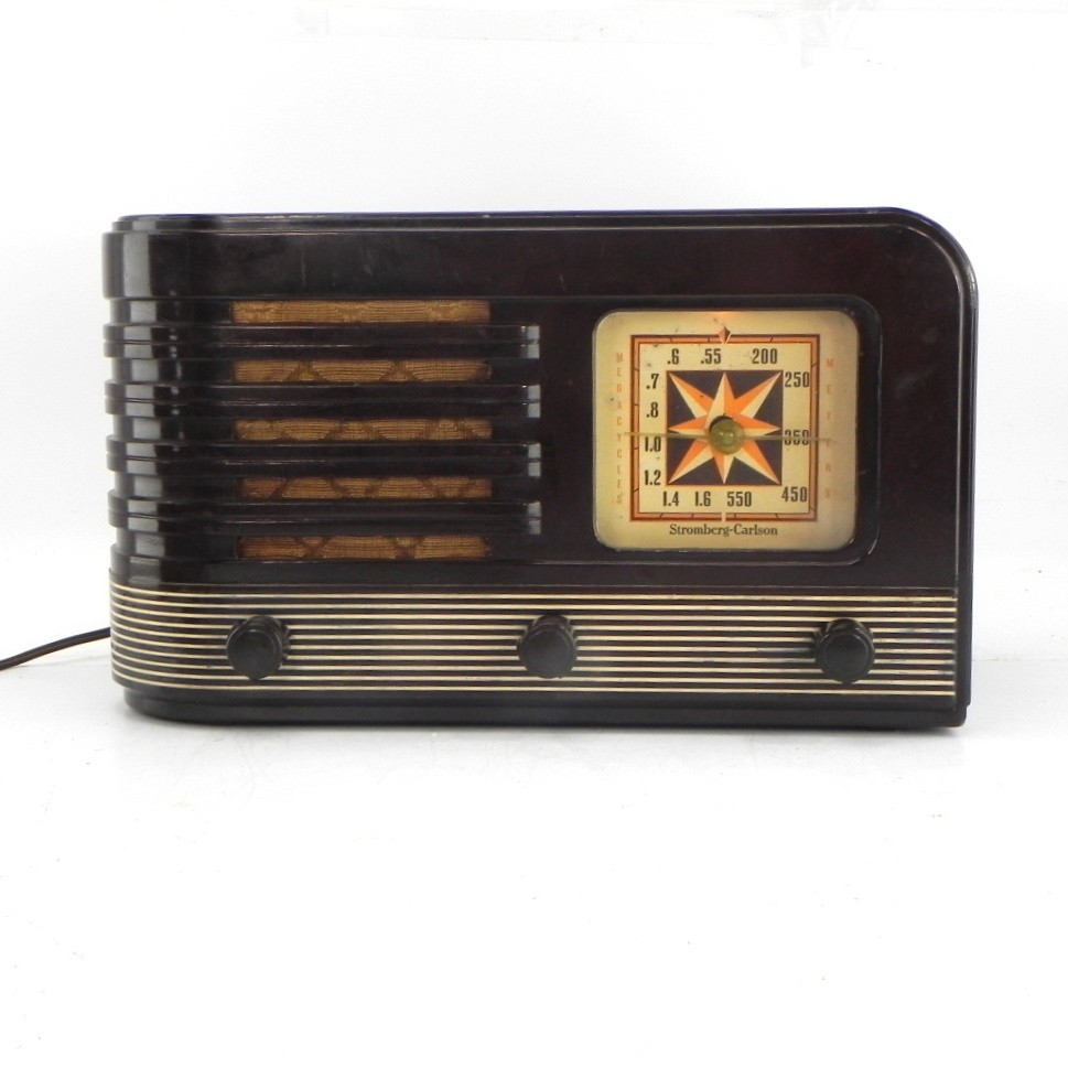 Stromberg-Carlson 500-H Bakelite Tube Table Radio Brown Circa 1941