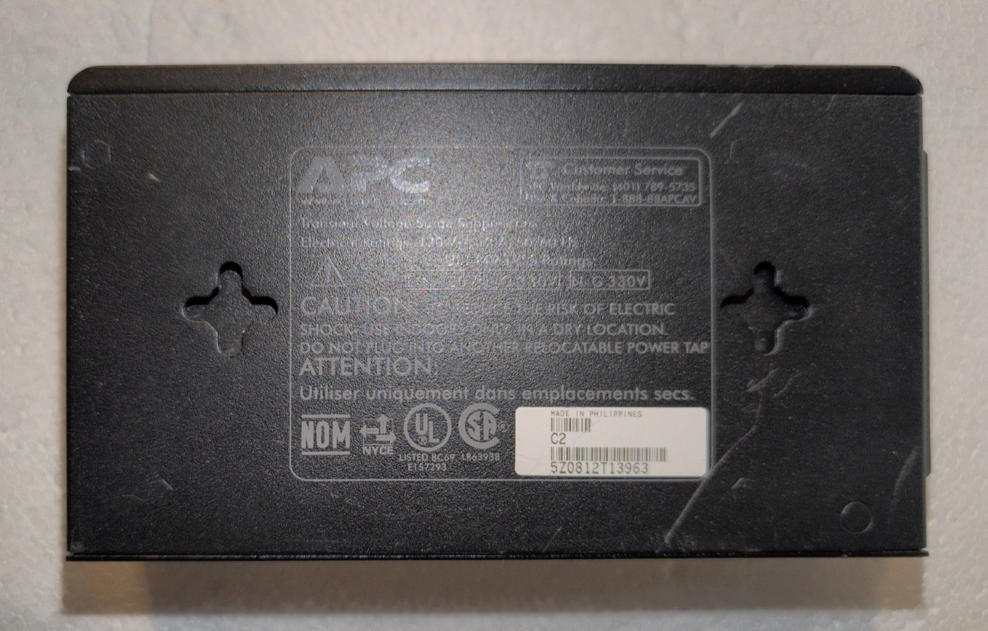 APC C2 power filter with 2 AC/V type outlets 120V 12A/Tested Working