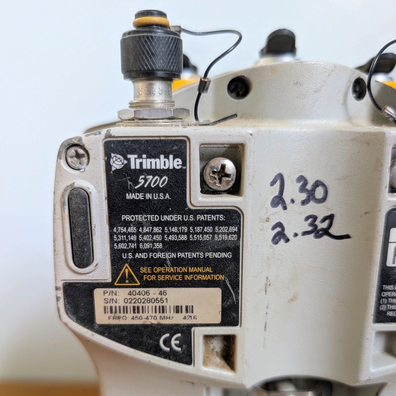 Trimble 5700 GPS GNSS Survey Receiver Base Station 450-470 MHz Radio 40406-46