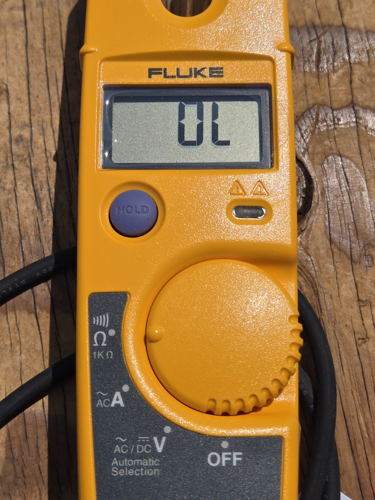NOS FLUKE T5-1000 Electrical Tester Current Voltage Continuity 1000V NEW