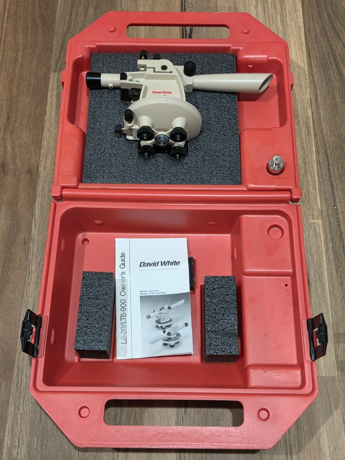 David White Meridian LT6-900 Surveyor’s Transit Case & Tripod, L6-20 Level