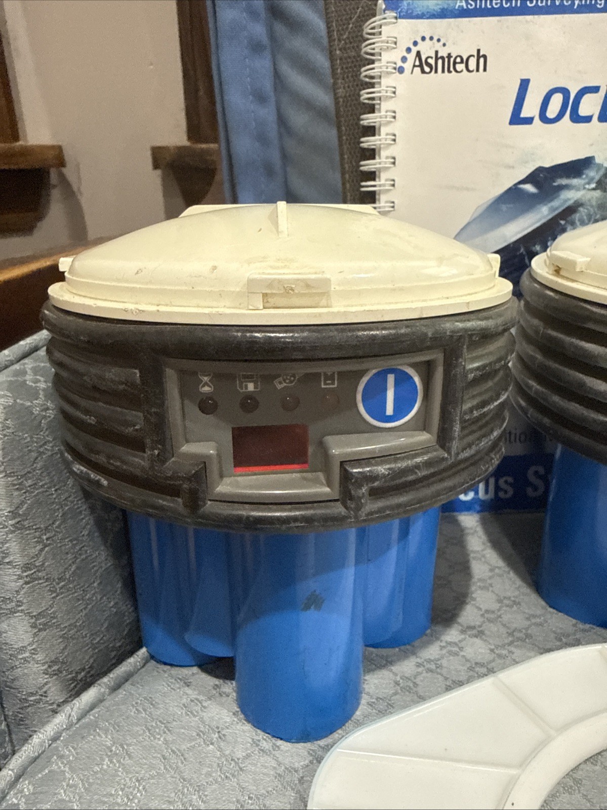 4x Ashtech Locus GPS Receivers Handheld Navigation Unit Surveying GIS Receiver