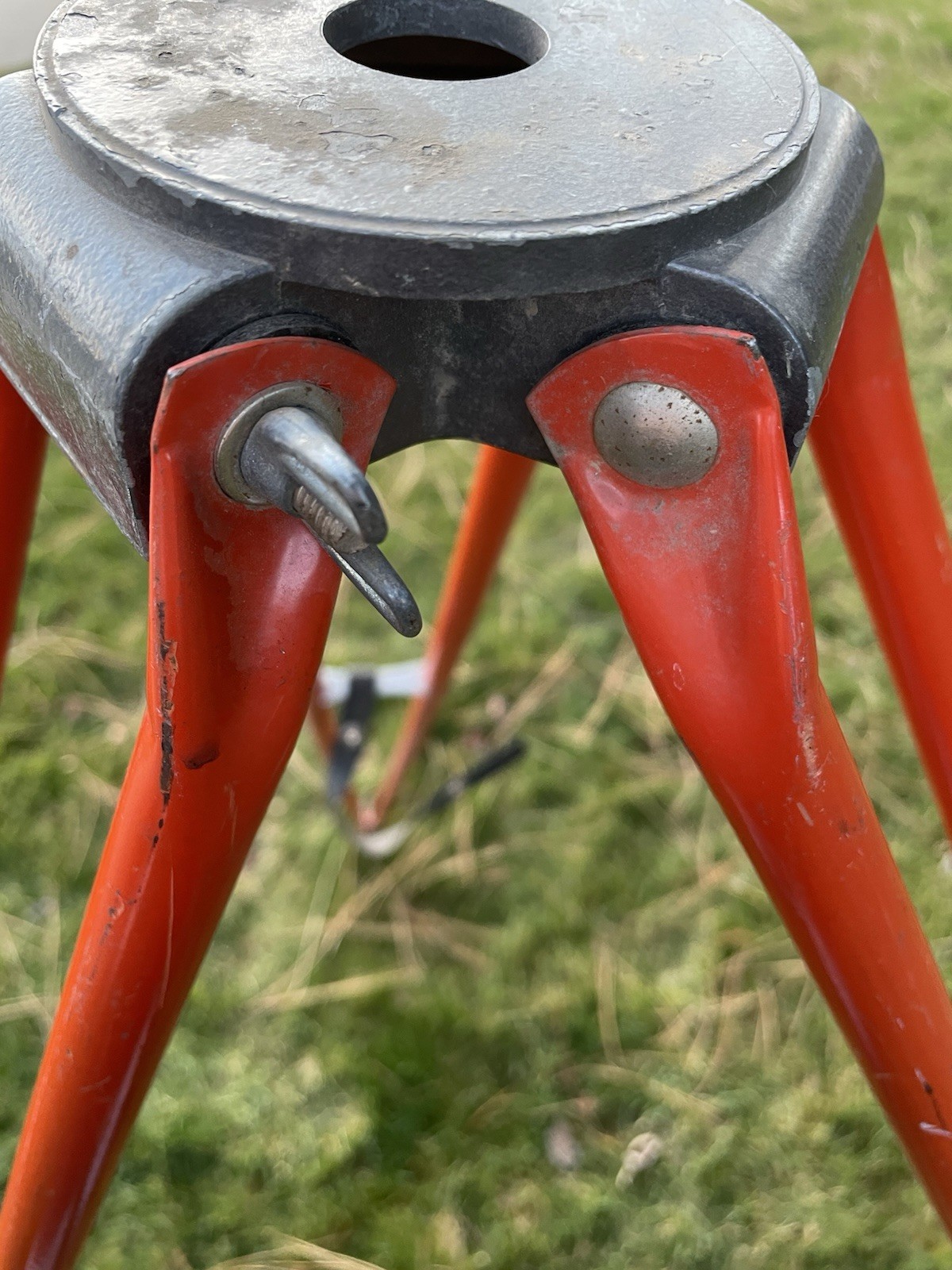 Vintage David White Orange Metal Surveying Surveyor TRIPOD Only Spiked Feet 5ft