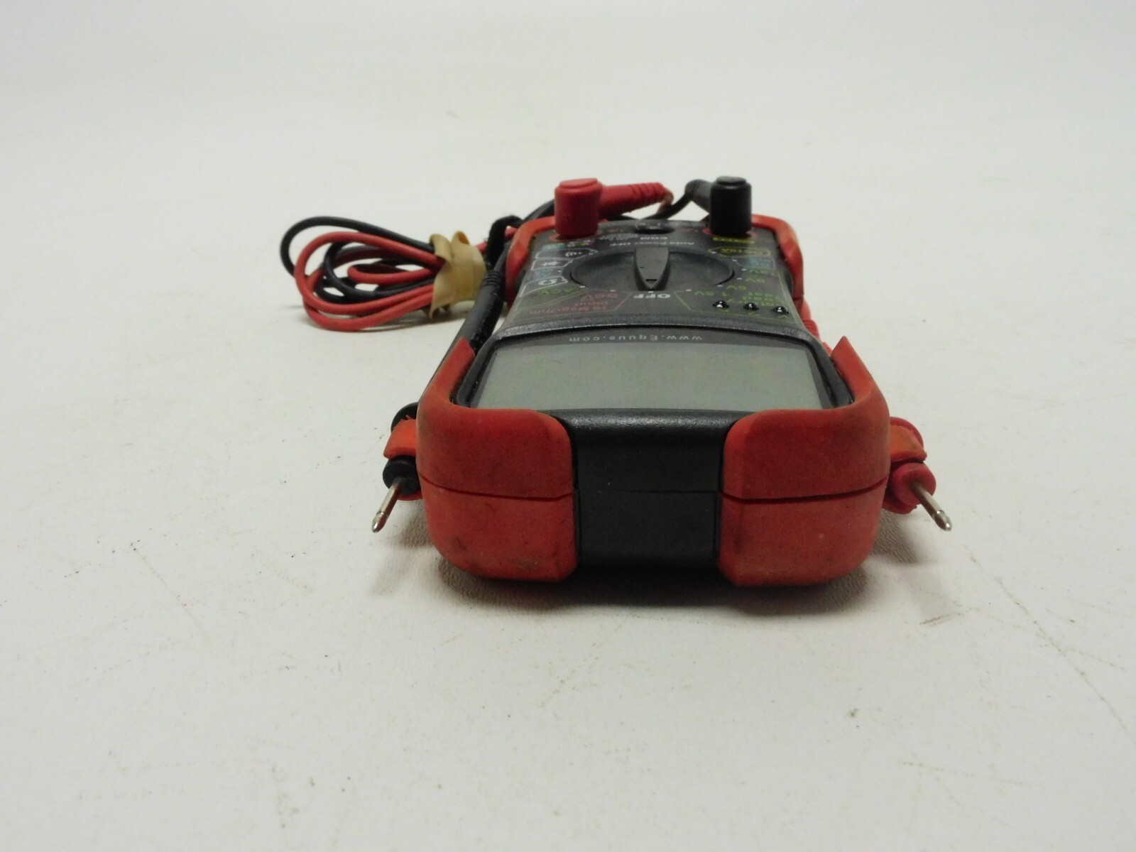 Innova 3320 Auto Range Digital Multimeter (10 meg0hm) 9 Function