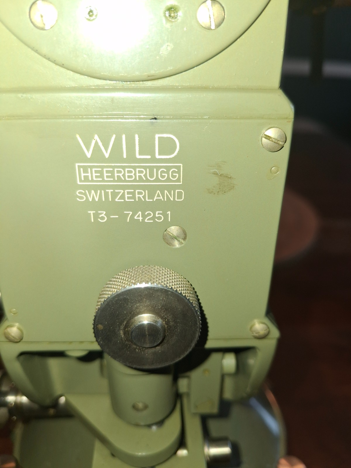 Wild T3-74251 Theodolite with Bullet Case – Untested