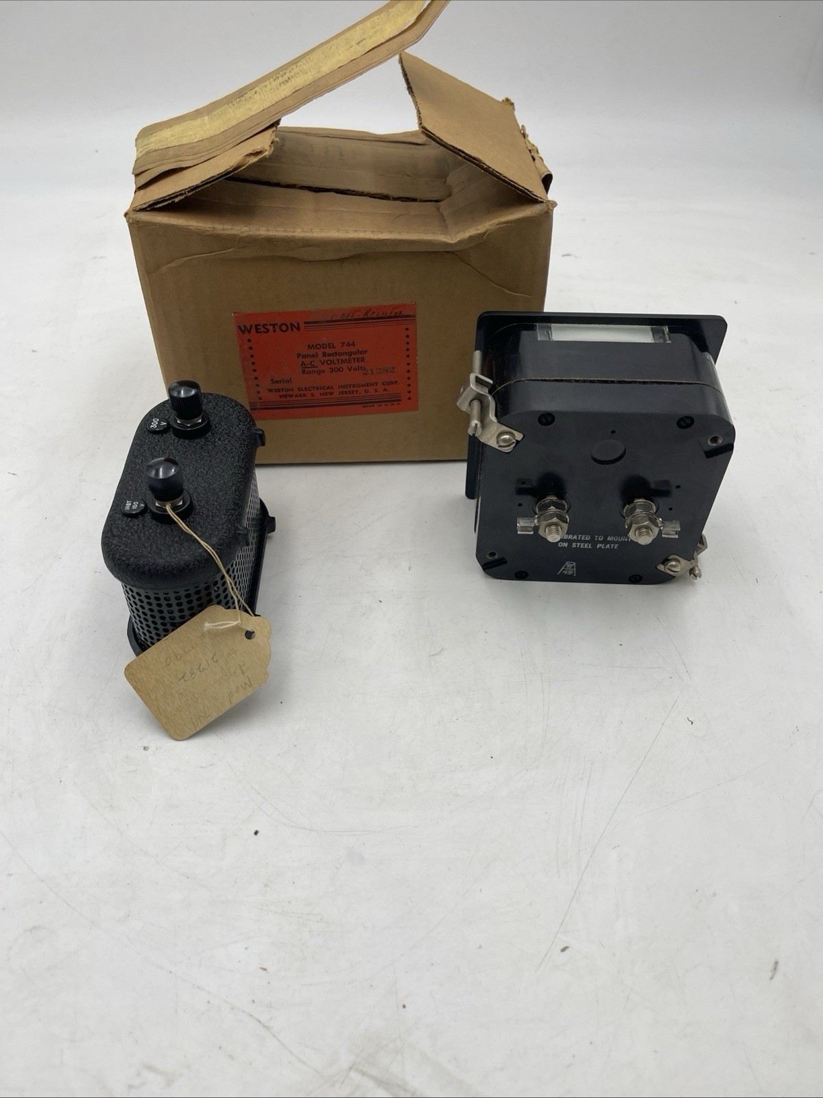 Antique Weston Model 744 Panel Rectangular A-C Voltmeter Range 300 Volts-21282!!