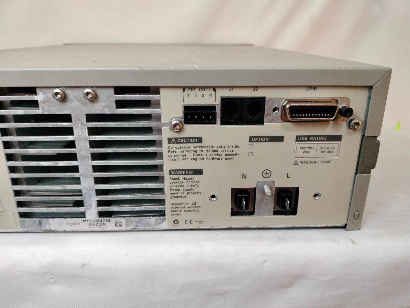 Agilent 6672A System DC Power Supply 0-20V/0-100A Made in Malaysia MY41003759
